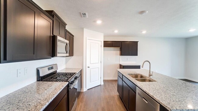 3870 Frazeysburg Rd unit 38545637, Zanesville, OH 43701 - photo 4