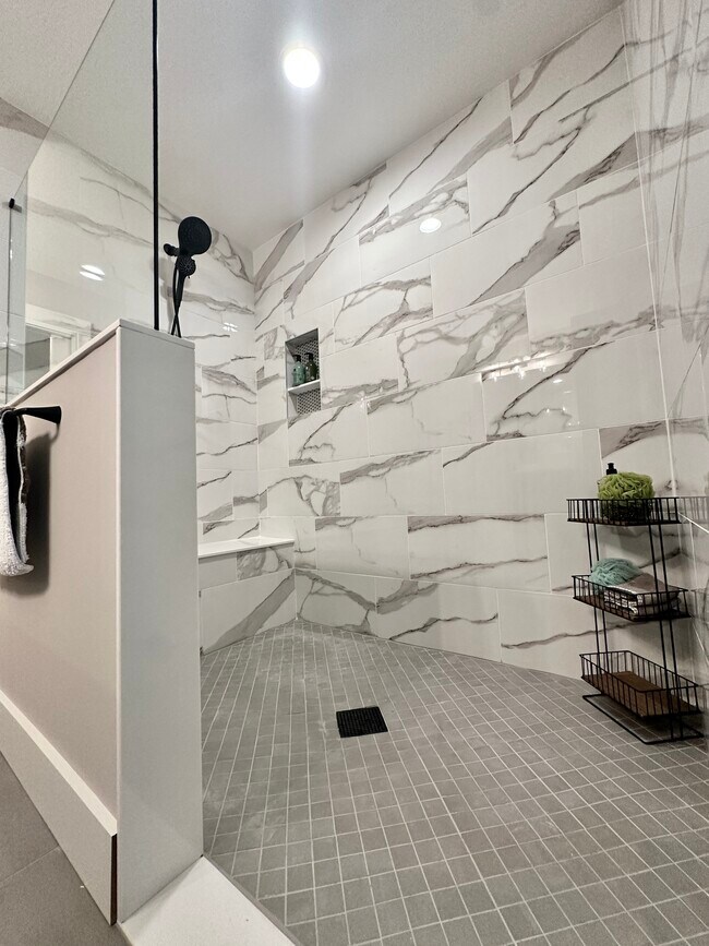 5017 Waterford Ln, Middletown, OH 45042 - photo 7