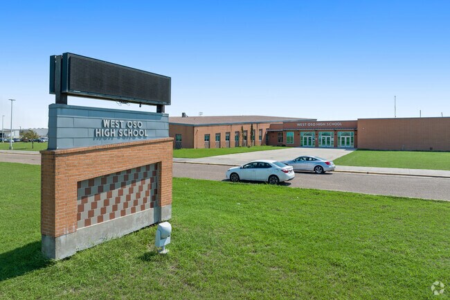 It serves students in grades 9-12 in Outer Corpus Christi.