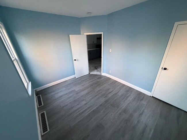 106 N Munn Ave unit 1, Newark, NJ 07106 - photo 5