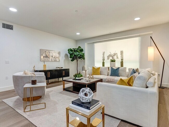 1330 Federal Ave unit 203, Los Angeles, CA 90025 - photo 3