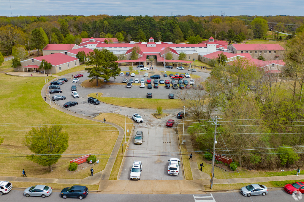 Cordova Middle School's bus loop makes drop-off and pick-up times convenient and easy.