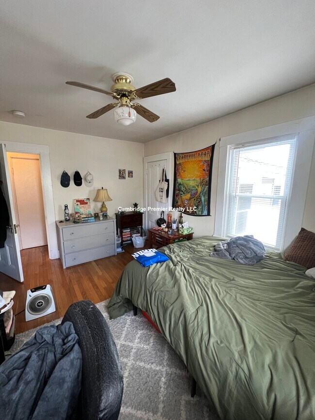 28A Cherry St unit 2, Somerville, MA 02144 - photo 7