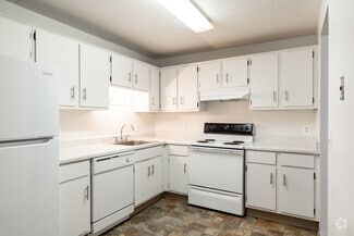 27200 Parkview Blvd, Warren, MI 48092