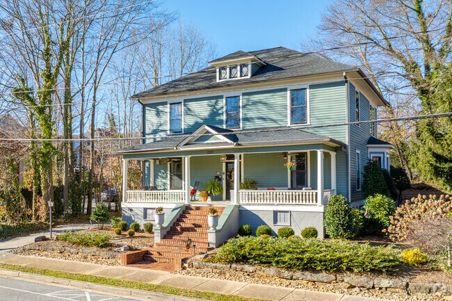 The homes of Downtown Hickory create a warm and welcoming atmosphere.