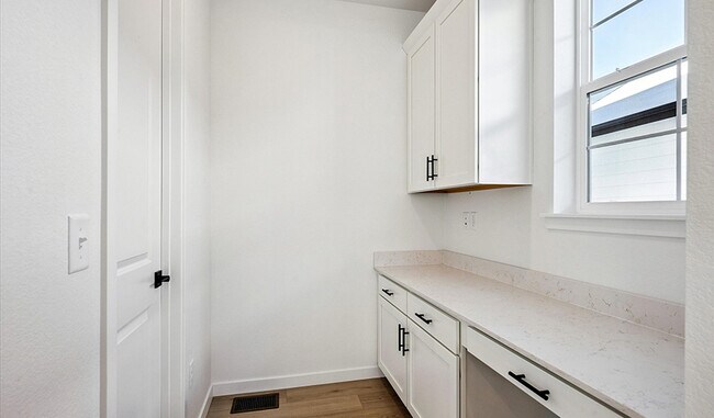 2132 S Irvington St, Aurora, CO 80018 - photo 6