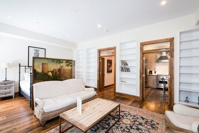 1737 Connecticut Ave NW unit ID1011178P, Washington, DC 20009 - photo 3