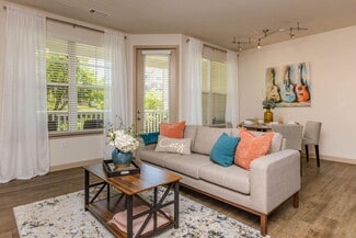 100 Spadeleaf Blvd, Hendersonville, TN 37075