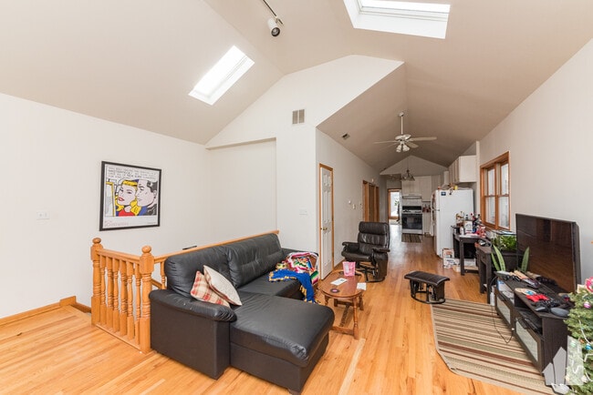 916 N Paulina St unit 3, Chicago, IL 60622 - photo 3