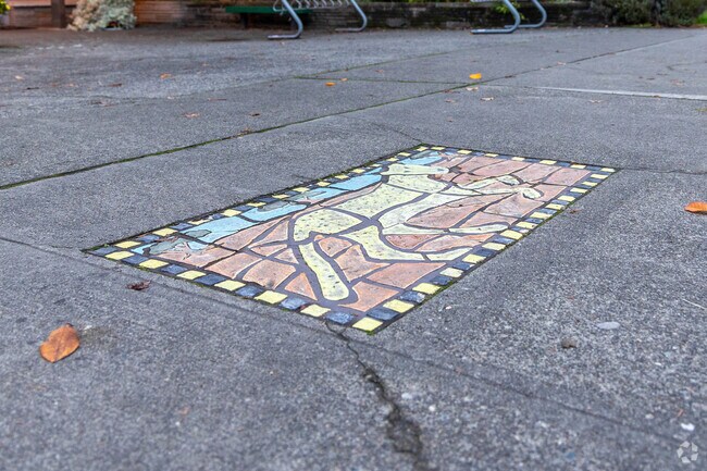 Lafayette Elementary School scored an A- on Niche.