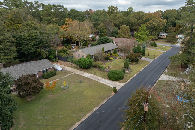 Green - Crestwood homes are red-brick ranch-styles built in the 1960s and early ’70s.