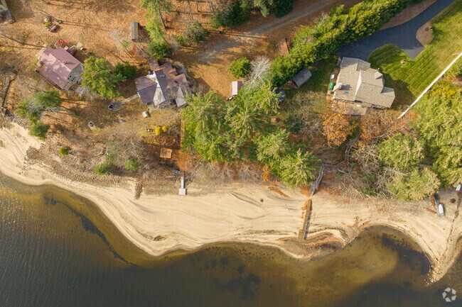 Waterfront properties in Day occasionally include private docks along with their lake vistas.