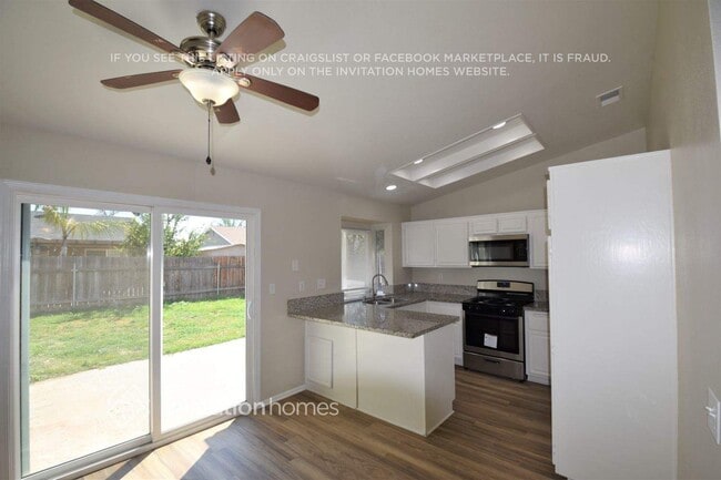 1474 Marymount St, Riverside, CA 92501 - photo 5