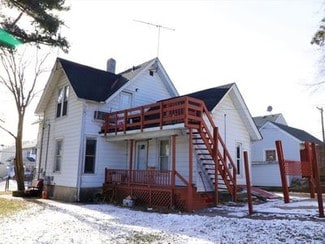 520 Lawrence Ave Unit 2 second floor, Elgin, IL 60123