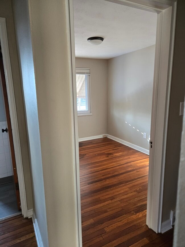 1043 Broadview Blvd S, Dayton, OH 45419 - photo 7