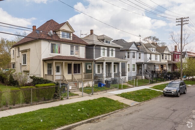 Homes built as early as 1918 are commonly seen throughout Claytown.