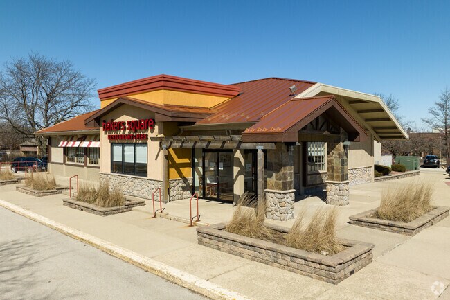 Bakers Square in Reseda offers delicious pies in their restaurant.