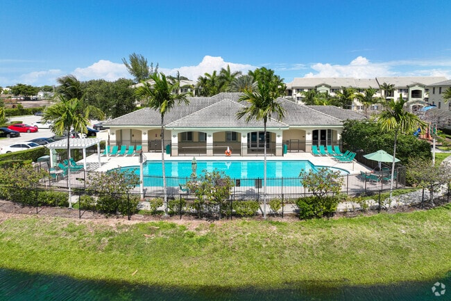 Captiva Cove clubhouse and pool in the South Dixie neighborhood.