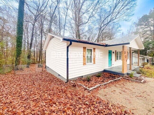 324 Laurel Ln, Stockbridge, GA 30281 - photo 2