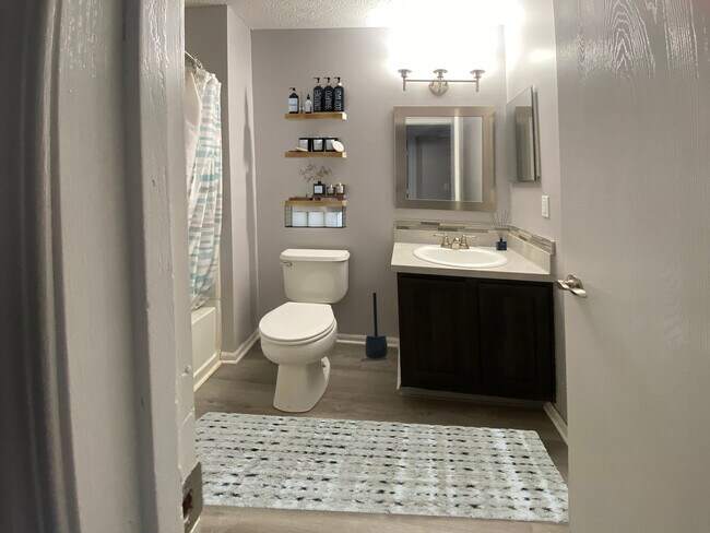 Park Vista, Columbus, OH 43231 - photo 4