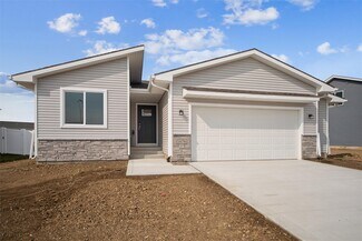 1656 20th Ave SE, Altoona, IA 50009