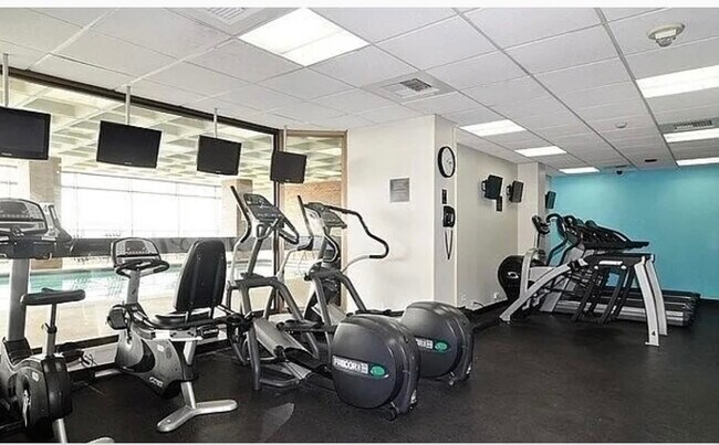 2650 N Lakeview Ave unit 3106, Chicago, IL 60614 - photo 7
