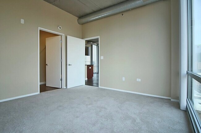 1451 S State St unit 2206, Chicago, IL 60605 - photo 6