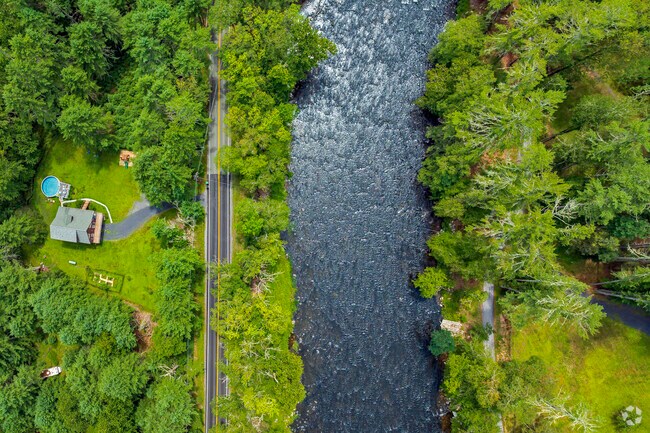 The river view homes are a delight to live in with the fresh air and beautiful sounds of water.