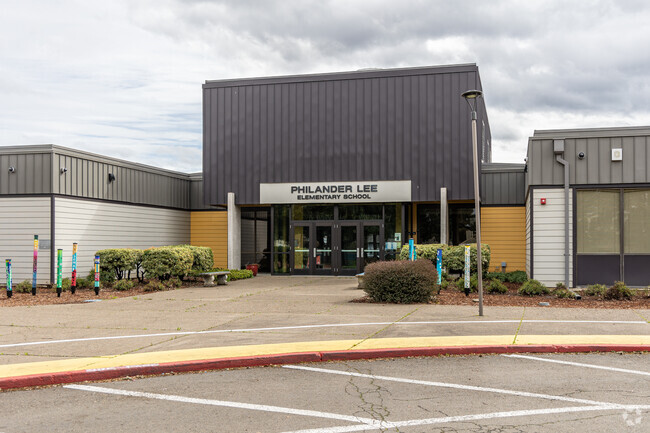 Philander Lee Elementary School is a Public Elementary School in Canby, Canby OR.