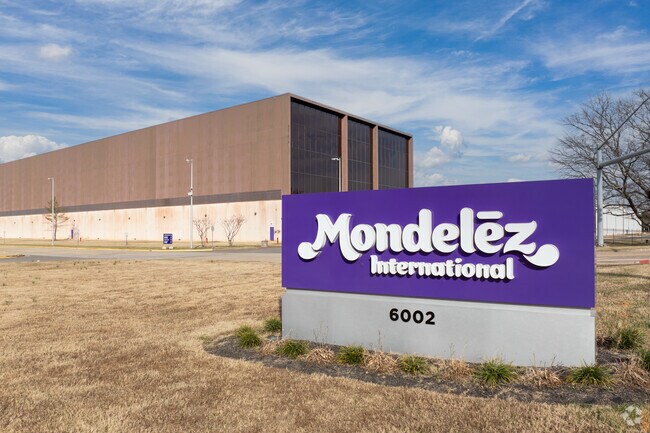 Mondelez International is a major employer in Montrose.