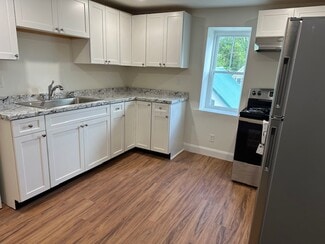 13 Center St Unit 5, Skowhegan, ME 04976