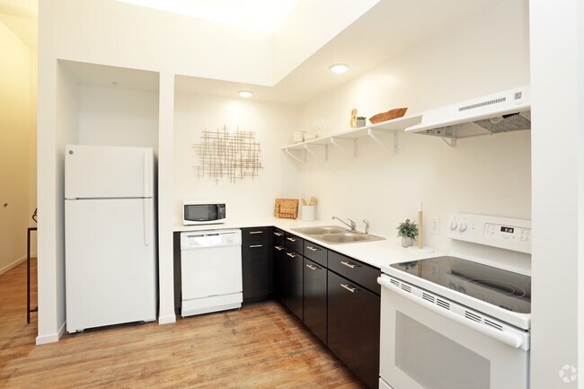 Fort Des Moines, Des Moines, IA 50315 - photo 4