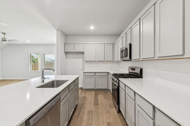 412 Blackwater Trail, Waxahachie, TX 75165 - photo 4