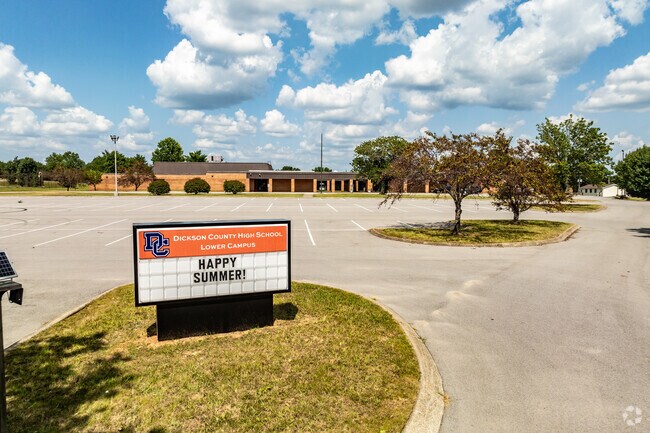 Dickson Intermediate School serves the 6th grade students of Dickson County.