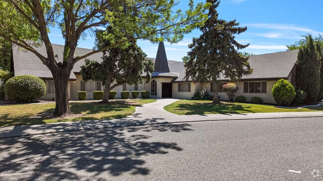 Tracy Seventh-day Adventist is fostering motivation, and effective learning in Tracy.