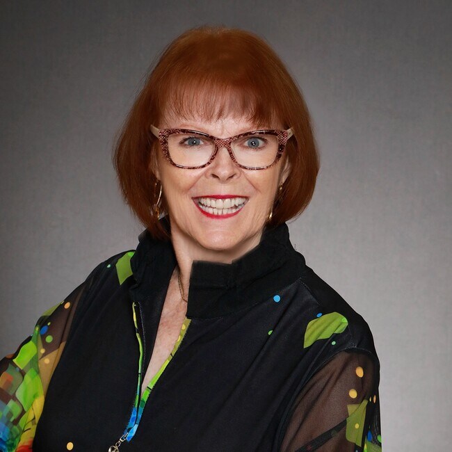 Eileen Burns Real Estate Agent in Hollywood, FL