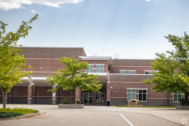 Sawtooth Middle School offers a supportive and positive environment geared towards sucess.