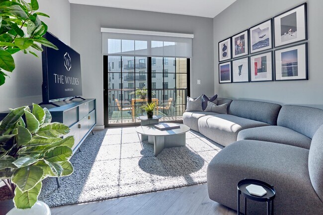 The Wyldes, Harrison, NJ 07029 - photo 5