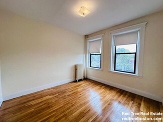 1144 Commonwealth Ave Unit 32, Boston, MA 02134