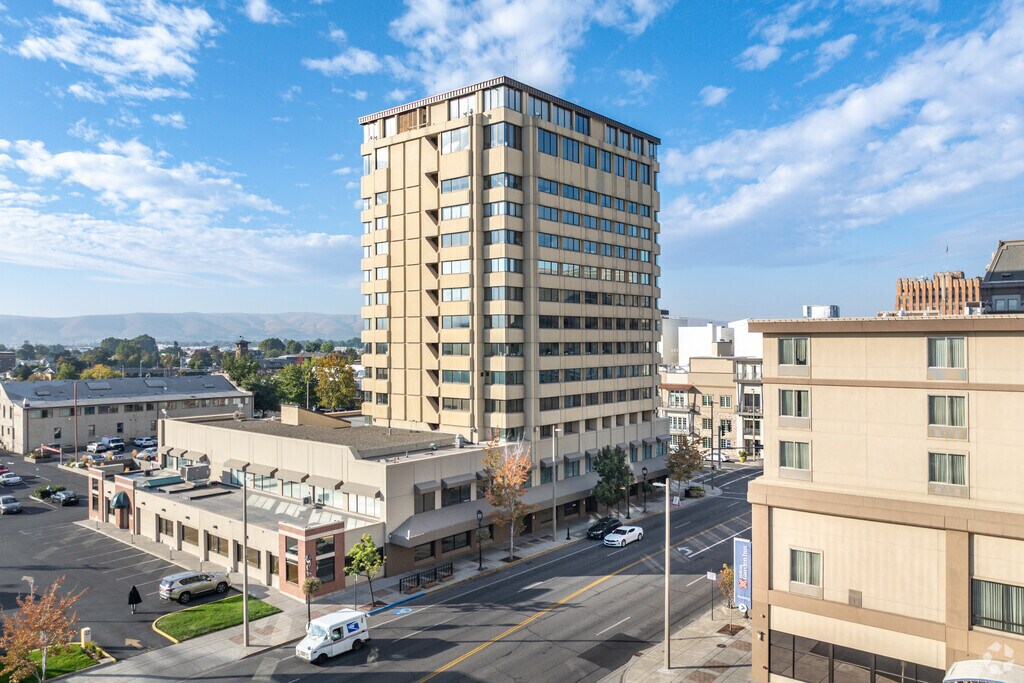 Christa McAuliffe Academy encourages students to succeed.