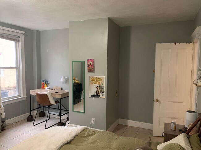 148 Strathmore Rd unit 1, Brighton, MA 02135 - photo 5