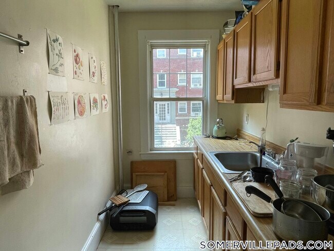 157 Summer St unit 7R, Somerville, MA 02143 - photo 4