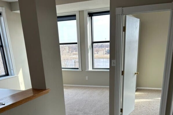 Block V, Grand Forks, ND 58203 - photo 4