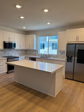 14350 Savannah Ct, San Diego, CA 92128