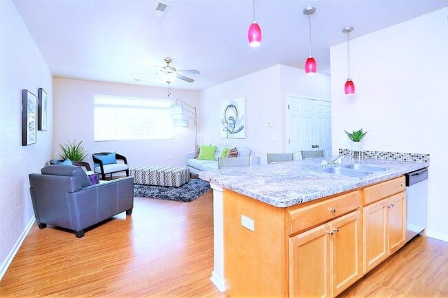 1030 Kearney St, Manhattan, KS 66502 - photo 2