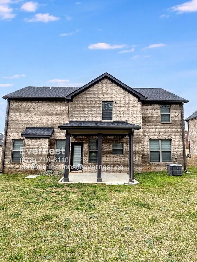 3177 Alhambra Cir, Hampton, GA 30228