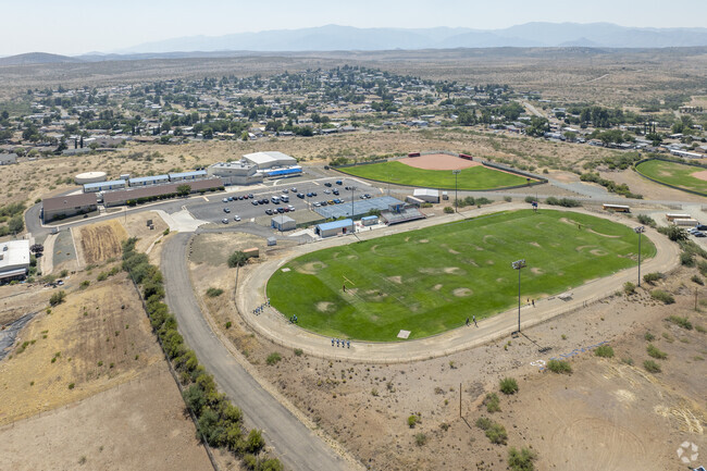Spring Valley’s Mayer High School has a student teacher ratio of 15 to 1.