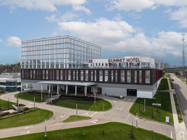 Madisonville is home to the Summit Hotel.