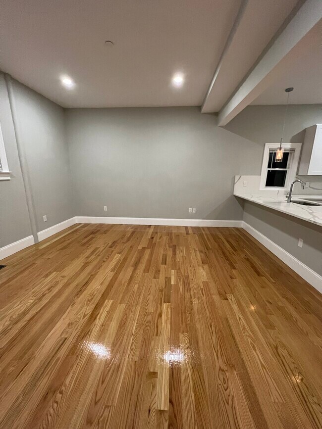 75 Pearl St unit 1, Somerville, MA 02145 - photo 5