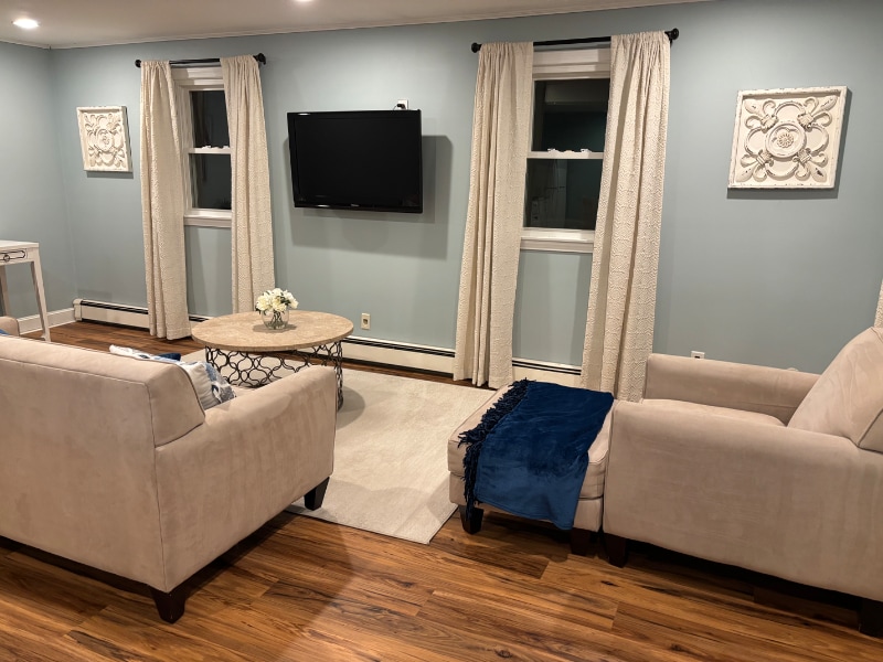 10 Roosevelt Rd, Wakefield, MA 01880 - photo 1